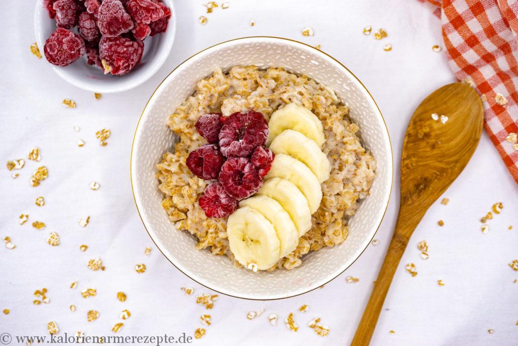 Foodtrend Porridge - gesundes, kalorienarmes Frühstücksrezept